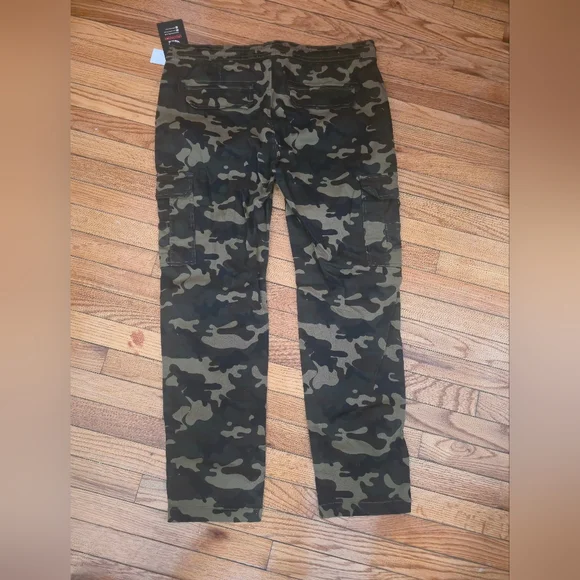 Akademiks Men’s Camo Cargo Pants Multi-Pocket Drawstring NWT Size XL - Picture 9 of 9